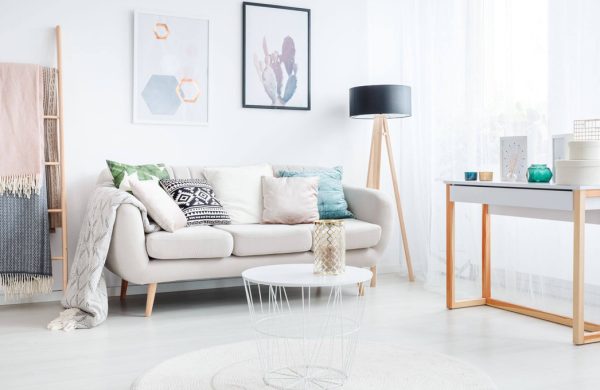 Evi aydınlik gösteren renkler ve renk seçim rehberi